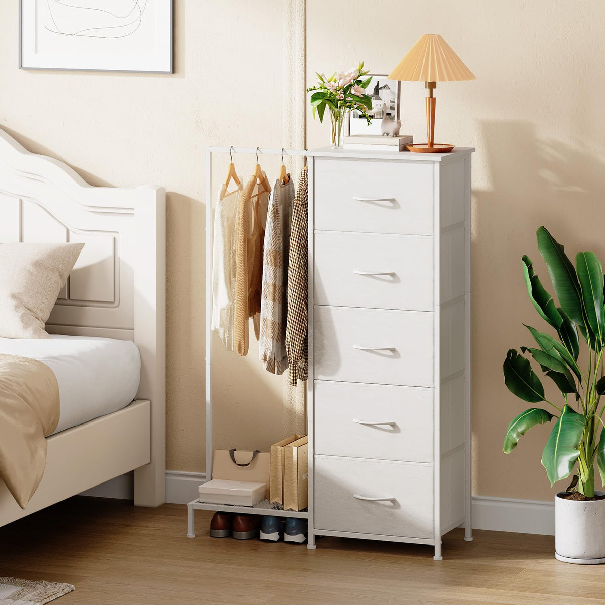 Dresser with Hanging Rack, 5 Drawers L553401