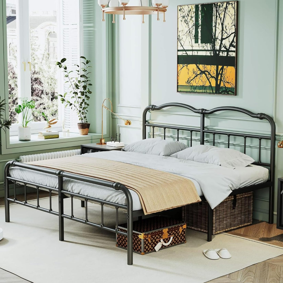 Queen Size Black Metal Platform Bed Frame with Headboard S3278